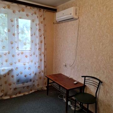 Синьоозерна вул., 6