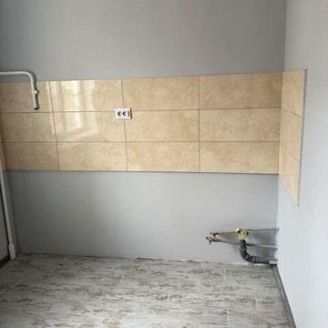 Продаж 1к квартири 35 кв. м на просп. Космонавтів
