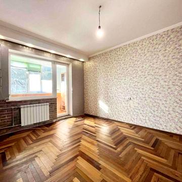 Продаж двокімнатної квартири Малий ринок