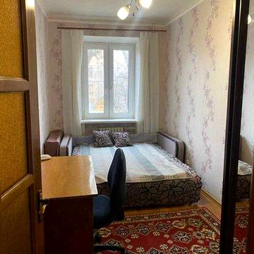 3 кімн. квартира з ремонтом на Рокуватій