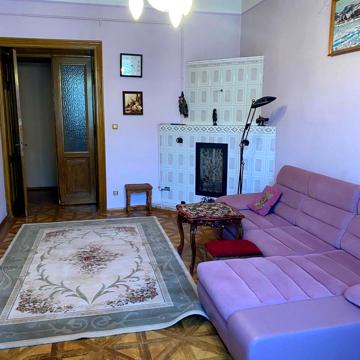 Максима Кривоноса вул., 37