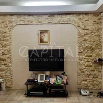 Продаж 3к квартири на Троєщіні