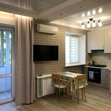 В продаже 1 ком.студия на Паркоаой с евроремонтом