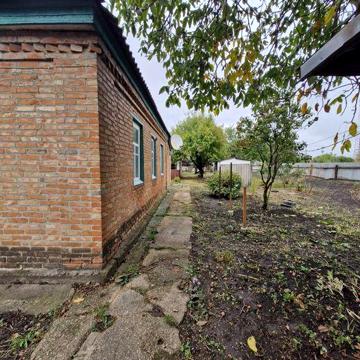 Будинок в м.Карлівка по вул Лермонтова