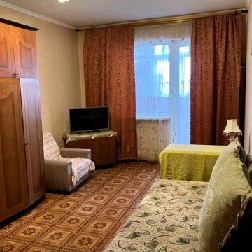 Продам 2к квартиру, просп. Академіка Глушкова, ст.м. "Теремки"