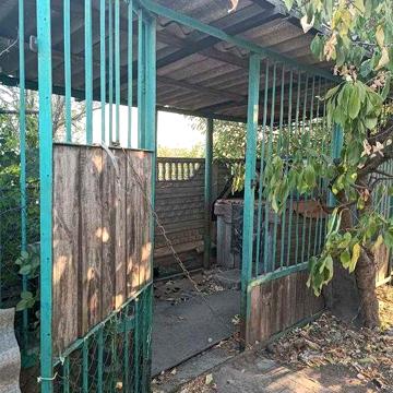 Двоповерховий будинок (р-н Приточилівка, дві ділянки)