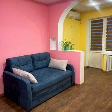 Продам 1кімнатну квартиру в центрі