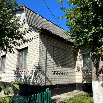 Продається будинок у с.м.т. Варва