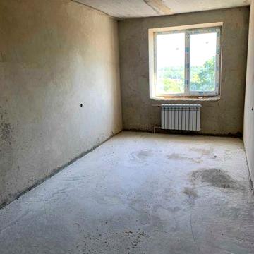3 кімнатна в центрі Полтави, 90 м кв, середній поверх, інд.опалення