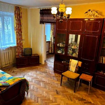 Продаж 3 кім. квартири по вул. Чупринки