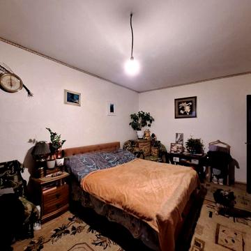3 -кімнатна 72 м на вулиці В.Момота 48 м. Бориспіль