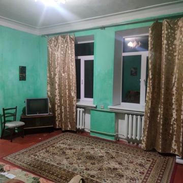 Продаю 2-х кімнатну квартиру в Центрі міста