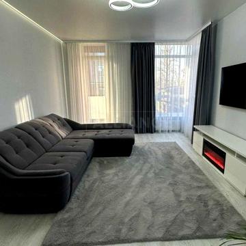 Продаж квартири з ремонтом в Елітному ЖК з власним виходом до м.Озера. ЖК Lake Club