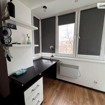 Продаж 3к Квартира Андрія Первозванного вулиця