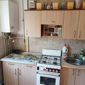 Продаж однокімнатной квартири район Росвигово.