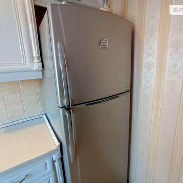Продаж 2к Квартира Космонавтів проспект