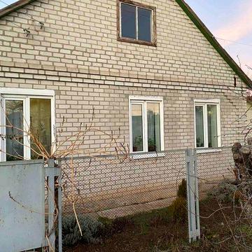 Продаж доглянуті будинку