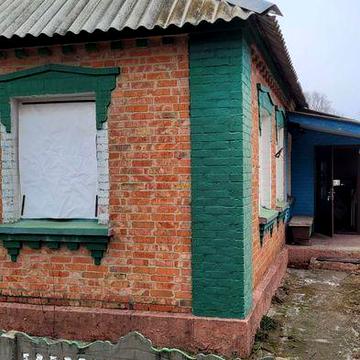 Будинок садибного типу в селі Вікторівка.