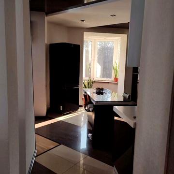 Продажа 4к квартира Зодчих вулиця
