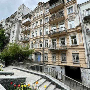 Івана Франка вул., 20