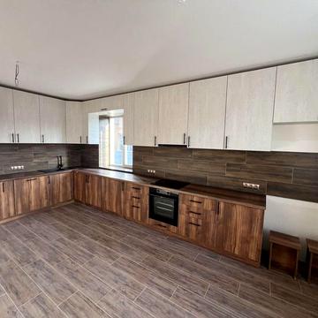 Продам дім 165 кв 3 кім + 80 кв 3-й поверх 14 сотих Гнідин Гнедин