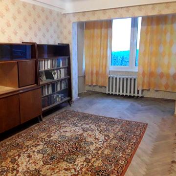 Продам  2-к квартиру ул. Котельникова 89 метро Житомирская.