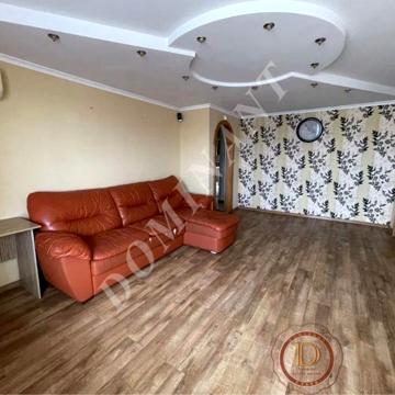 Продаж 3-х кім квартири Південний район