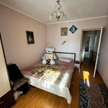 Продаж 3 кімнатної чешки по вул.Комарова( кільце 26)
