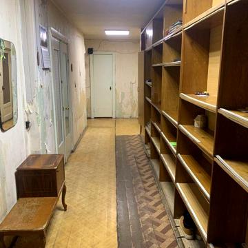 Продам простору 3-кімн.кв. у цегляному будинку по вул. Шевченка
