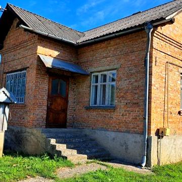 Продається будинок с.Комарівка