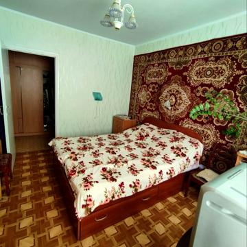 Піонерна, 14