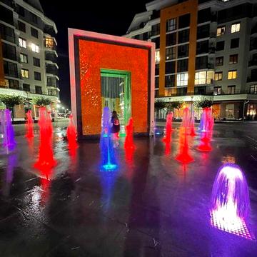 Євро 3к на Прорізній з видом на фонтан . Довгострокова оренда