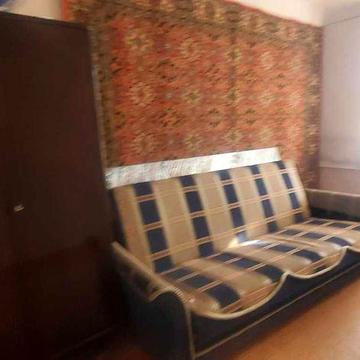 продам 2комн квартиру возле ЗНУ