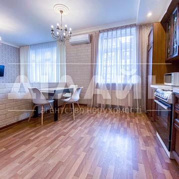 Розваги вул., 27