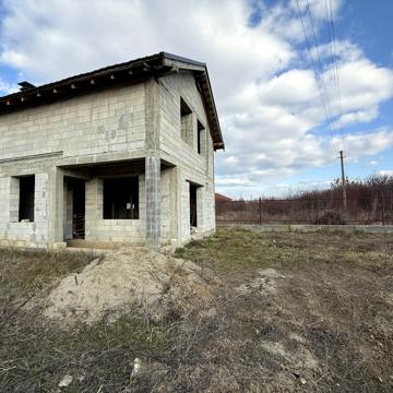 Ужгородська вул., 111