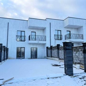 Котедж на Щасливому, без комісії для продавця, всі комунікації підкл.