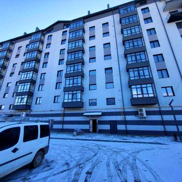 Продаж 2 кім. квартири з терасою м. Долина