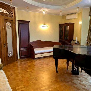 Продаж квартири, Кудрявський спуск 3а