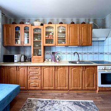 Рівненська вул., 125