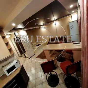 Продам 1 к на  проспекті  Червоної Калини  4 а  Троєщина