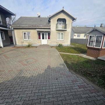 Продаж будинку Чернівці