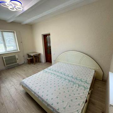 Продам під єВІДНОВЛЕННЯ Будинок в с Лужани + 15 сотих  приват. Землі