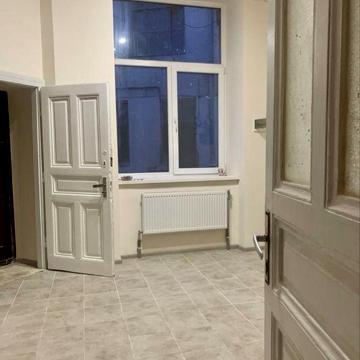 Продаж 2 кімн квартира вул Коперника центр