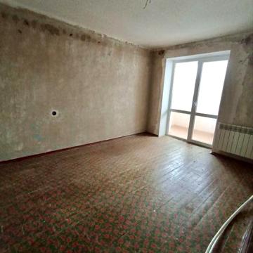 Продам 4-кімнатну квартиру з автономним опаленням