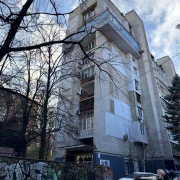 Продам 4к квартира Центр ул Крутогорная (Роголева)