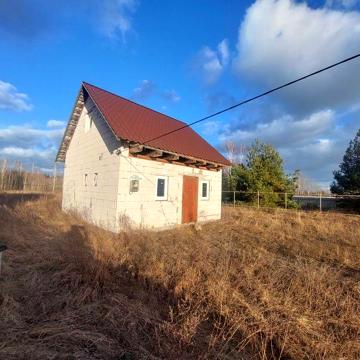 Бабинці-продам недобудову з комунікаціями поблизу лісу !