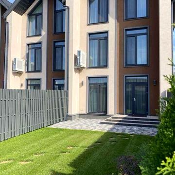 Оренда будинок - таунхаус м.Киів , Соломянський район.