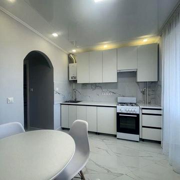 Здається вперше двох кімнатна Черемушки Петефі.