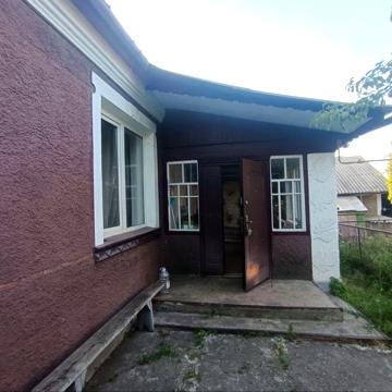 Будинок ,з приватною територією