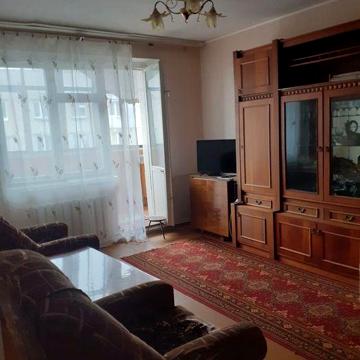 Продам чотирикімнатну квартиру по  проспекту Миру 13.